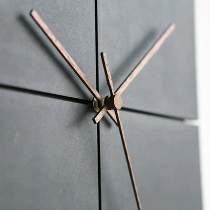 Modern Minimalist Clock